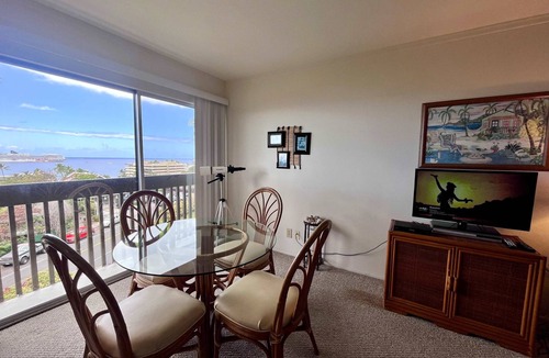 Historic Kailua Village Condo | Kona Mansions | Ocean Views & Amenities!