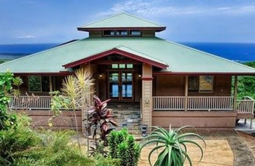 Honaunau-Napoopoo Bed & Breakfast | Kona Palace in Captain Cook