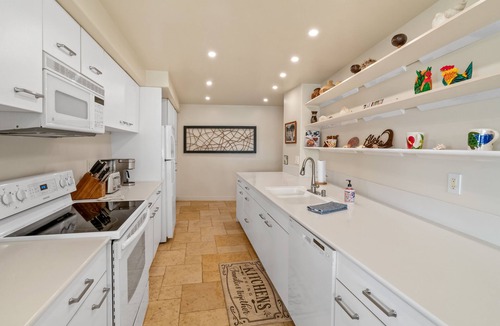 Poipu Condo | Kuhio Shores Oceanfront Corner Unit