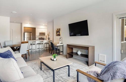 Smokey Point Apartment | Landing | Chic 2BD, Pool, Clubhouse