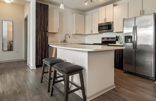 Fairvilla Apartment | Landing | Modern 2BD, Gym, Clubhouse