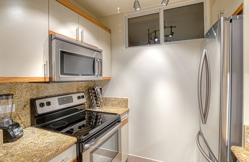 Honokowai Condo | Last-Minute Maui Deals 2026!