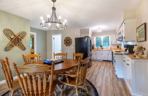 Somerset Ski Chalet | Laurel Highlands Getaway Chalet - Fire Pit, Game Room, Near Lake & Ski Resorts