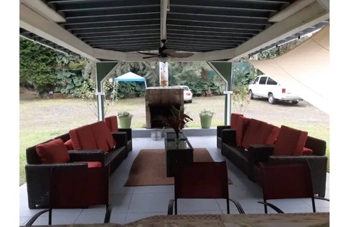 Fern Acres House | Licensed Bed and Breakfast. Sleeps 30. 8 Bedroom, 8.5 Bathroom