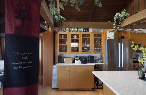 Waialae Iki Ridge House | Live Local Redwood Pole house panaramic Ocean views quiet convienent nbrhood