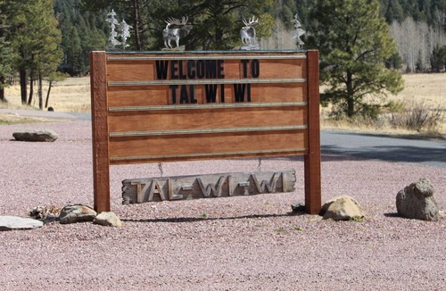 Alpine Apartment | Located in beautiful Alpine, AZ at the historic Tal-wi-wi lodge.
