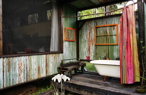 Waa Waa House | Loloma Jungle Cottage near Ocean