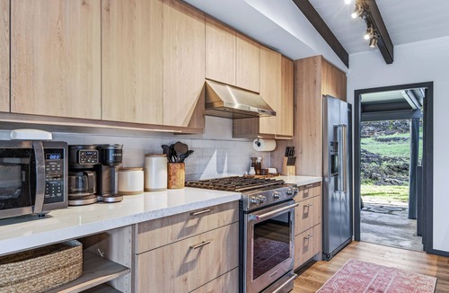 Kahaluu Bay House | Lovely 3 bedroom 3-bath house in Kailua-Kona Hawaii.