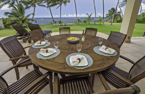 Mokuleia House | Luxurious Beach Front North Shore Home with Panoramic Ocean Views
