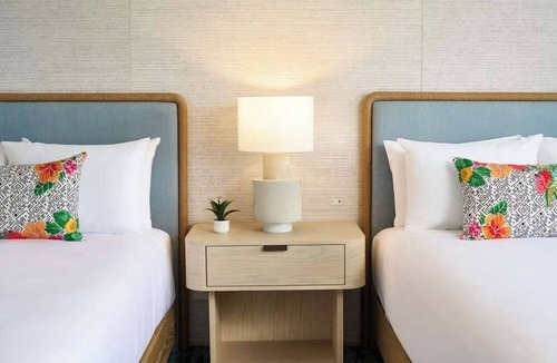 Kaanapali Hotel | Luxurious Resort in The Heart of Maui! 3 Units, Steps to Honokowai Beach Park