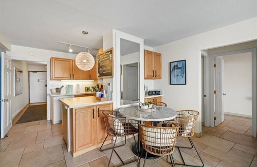 Maalaea Condo | Luxury Oceanfront - NEW AC THROUGHOUT - Top Floor Remodeled- Island Sands #608