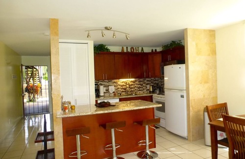 Kahuku Condo | Luxury on Golf course Hawaii North Shore Turtle Bay Free Wifi 2 Free Parking A/C