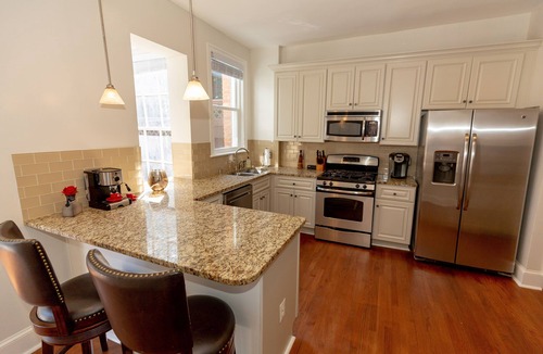 Woodley Park Bed & Breakfast | "Luxury spacious charming DC row house + parking"
