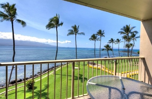 Maalaea Condo | Maalaea Kai 316 1 Bedroom Condo by RedAwning