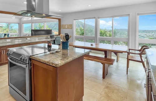 Hawaii Kai House | Mahina Kai: Large Tropical Modern Home w/Pool, Ocean/Koko Head Views, & A/C