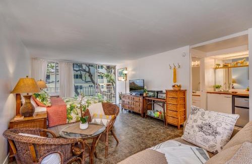 Diamond Head - Kapahulu - St. Louis Apartment | @ Marbella Lane - Breezy Studio@Diamond Head Beach Hotel
