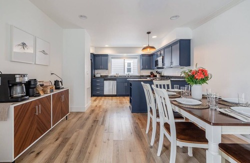 Old Ballard House | Modern 3BR in the Heart of Ballard | Private Patio