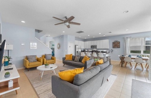 Kissimmee Villa | Modern Family Retreat Near Disney | Pool & Jacuzzi