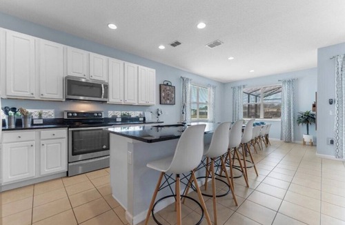 Kissimmee Villa | Modern Family Retreat Near Disney | Pool & Jacuzzi