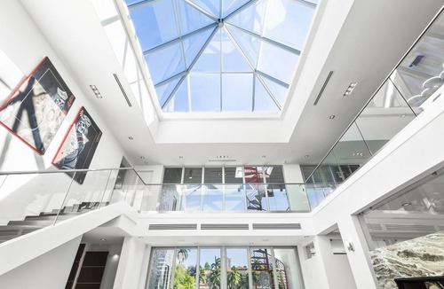 Nurmi Isles House | Modern Waterfront Mansion 7 Bedroom 8 Bathrooms walking distance from Las Olas beach