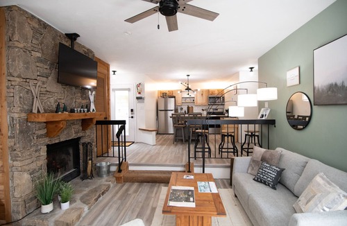 Seven Springs Condo | Mountain Adventures with heated pool near Pittsburgh, State Parks, Falling Water
