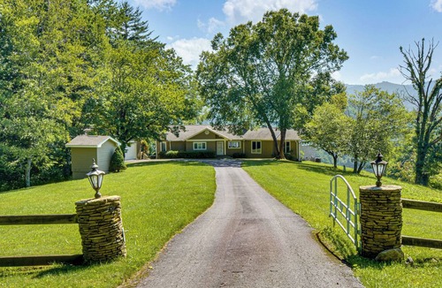 Summer Hill House | Mountain Home Near Lake Glenville w/Scenic Views
