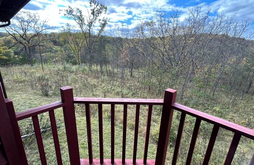 Dodgeville House | NEW Stunning views atop in the Driftless!n5 bedroom house on 4+ ac in Dodgeville