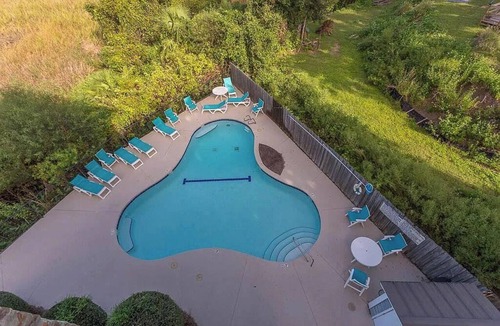 Darien Condo | Newly Listed! Gorgeous River front 3 Bdrm Condo with amazing views in Darien GA.