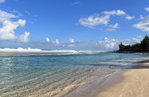 Pupukea House | Northshore Surf Retreat 5 minutes By Car to Beaches