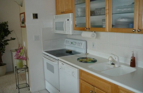 Makaha Apartment | Oahu's Secret Hideaway, A Paradise For Two