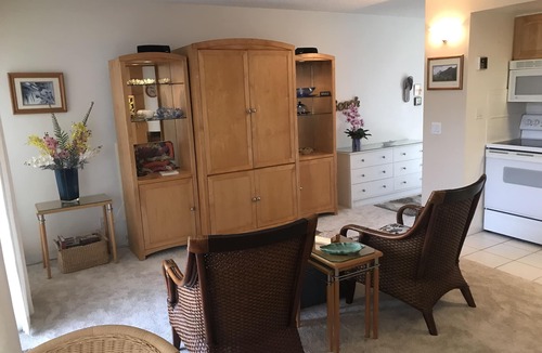 Makaha Apartment | Oahu's Secret Hideaway, A Paradise For Two