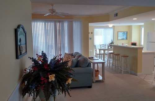 North Ocean City Condo | Ocean Block-Crib, stroller, high chair included, great for extended families!