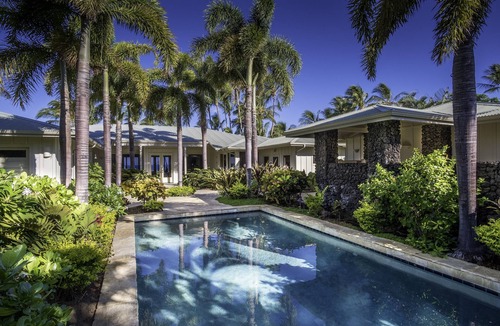 Kamuela House | Ocean Front Estate, *Private Pool*, Exclusive Beach Frontage