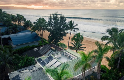 Pupukea House | Ocean Front Pipeline Estate! Front row seat to the Pipeline Masters surf event!