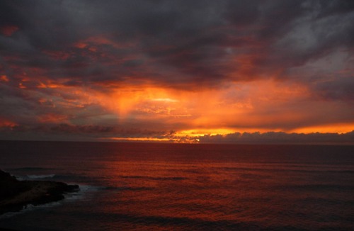Makaha Condo | Oceanfront Beach Condo-Amazing views