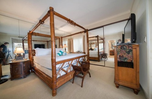 Kapalua Hotel | Oceanfront Maui Villa | 1 Unit with 2 Beds near Kapalua Bay and Tourist spots