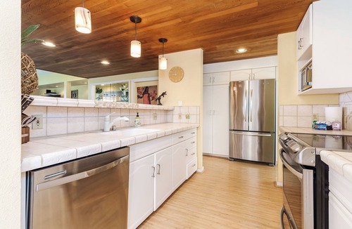 Kahana Condo | Oceanview Retreat at Kahana Village 13| 3BR/2BA | Pool and Jacuzzi | Sleeps 8
