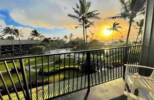 Hanamaulu Apartment | Oceanview Studio at Kauai Beach Resort #2444