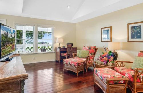 Kailua-Kona Bed & Breakfast | Ohia Kona Estates - An All Suites B&B