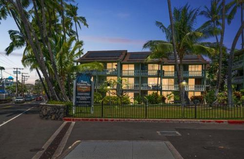 Historic Kailua Village Apartment | OUTSTANDING OCEANFRONT STUDIO - KONA ISLANDER INN CONDOS condo