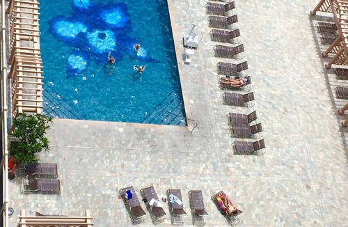 Diamond Head - Kapahulu - St. Louis Apartment | Partial Ocean And Panoramic Mountain View Studio In Heart Of Waikiki Free Wi-Fi