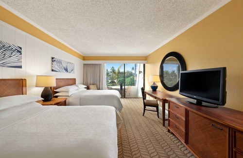 Keauhou Hotel | Perfect Island Getaway! 3 Spacious Units, Oceanfront, Watersports and Activities
