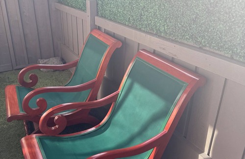 Diamond Head - Kapahulu - St. Louis Apartment | Pet Friendly Guesthouse + Parking
