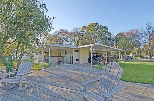 Yankeetown House | PET FRIENDLY WATERFRONT HOUSE WITH DOCKS & RAMPS MINS TO GULF,NR CRYSTAL RIVER