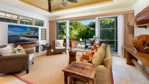 Kamuela House | ❤PiH❤ Sun Cottage Private Detached Close to Pools Fitness Bikes