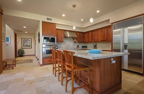 Kamuela House | Private, Cozy Escape in The Villages! Steps to The Shops, Moments to the Beach