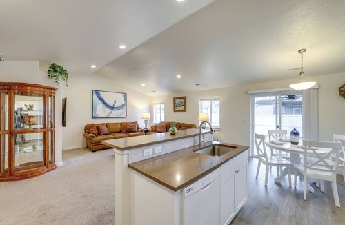Middleton House | Private Suburban Hideaway 10 Mi to Dtwn Nampa!