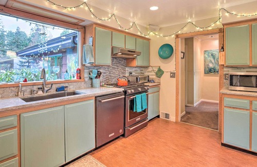 Marietta-Alderwood House | Private Waterfront Bellingham Estate!