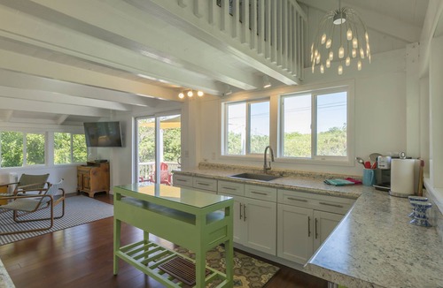 Pupukea Apartment | Quintessential Cottage at Sunset Beach!~!