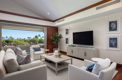 Kaupulehu Villa | Rare 4bd/4ba Hualalai Villa - Great Location near 4 Seasons, Ocean Views